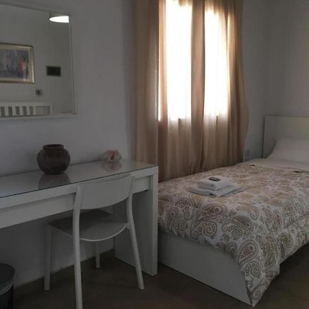 Bed and Breakfast Sifis Loutro Exterior foto